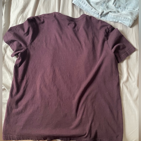 Maroon old navy tee - Picture 2 of 3